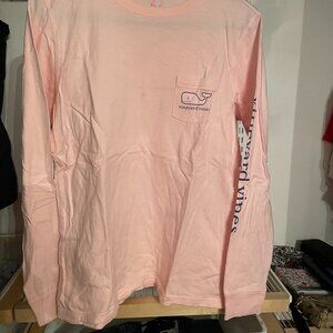 Vineyard Vines Breast Cancer T-shirt